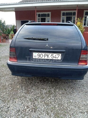 Mercedes C 220 1998, 300,000 km - 2.2 л - Astara