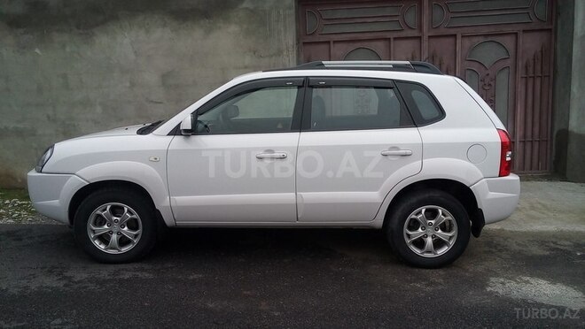 Hyundai Tucson 2009, 102,600 km - 2.0 l - Oğuz