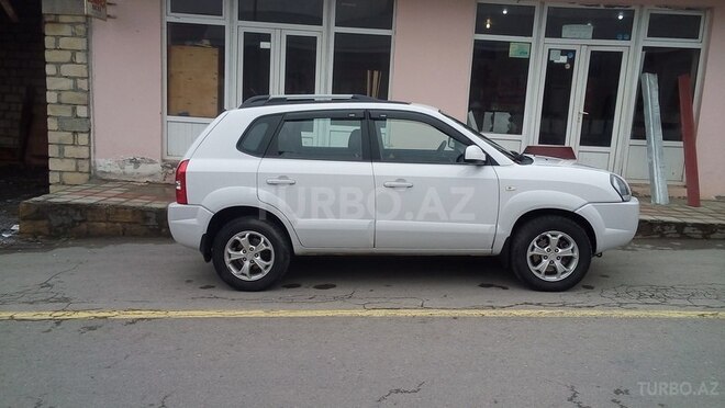 Hyundai Tucson 2009, 102,600 km - 2.0 l - Oğuz