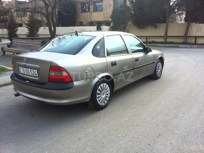Opel Vectra 1996, 324,526 km - 1.6 l - Bakı