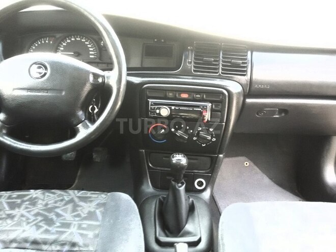 Opel Vectra 1996, 324,526 km - 1.6 l - Bakı