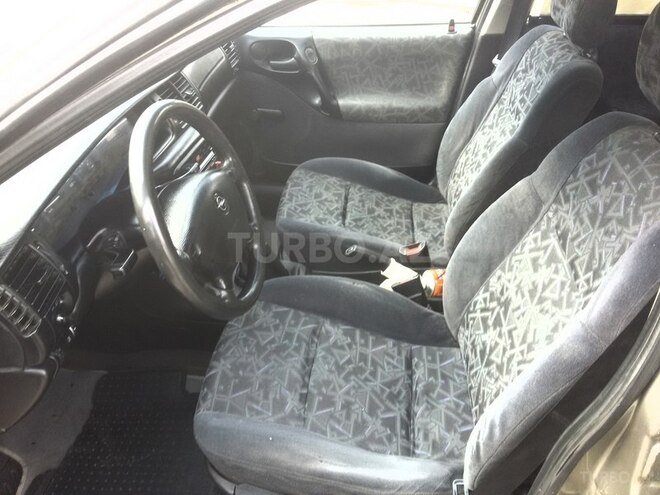 Opel Vectra 1996, 324,526 km - 1.6 l - Bakı
