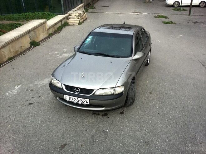 Opel Vectra 1996, 324,526 km - 1.6 l - Bakı