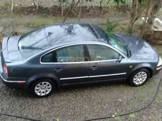 Volkswagen Passat 2001, 297,998 km - 1.8 l - Biləsuvar