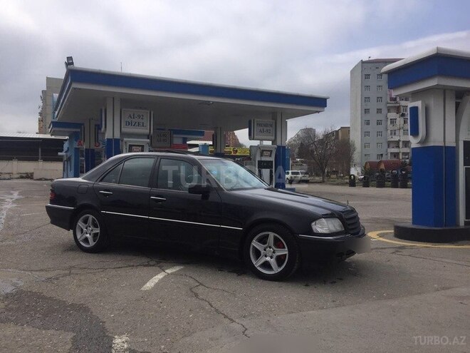 Mercedes C 230 1997, 130,000 km - 2.3 l - Sumqayıt