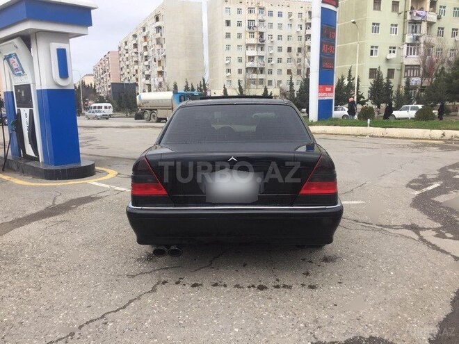Mercedes C 230 1997, 130,000 km - 2.3 l - Sumqayıt