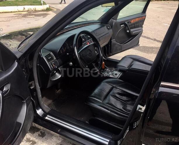 Mercedes C 230 1997, 130,000 km - 2.3 l - Sumqayıt
