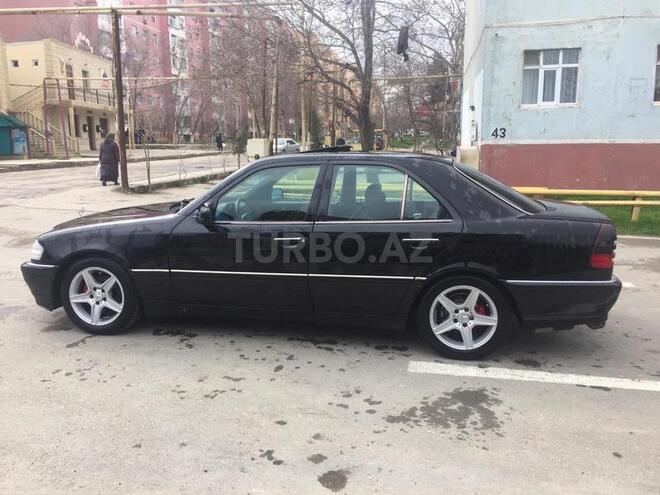 Mercedes C 230 1997, 130,000 km - 2.3 l - Sumqayıt