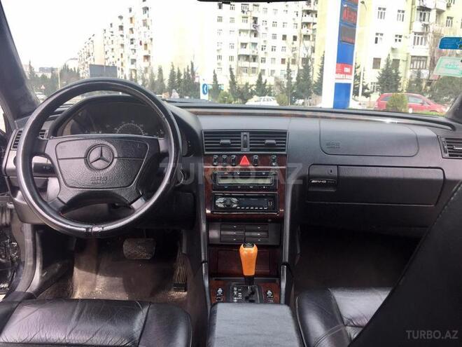 Mercedes C 230 1997, 130,000 km - 2.3 l - Sumqayıt