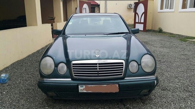 Mercedes E 230 1996, 327,000 km - 2.3 l - Masallı