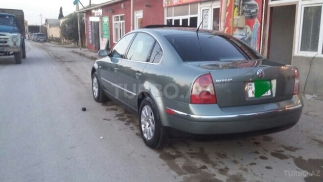 Volkswagen Passat 2003, 107,000 km - 1.8 l - Bakı