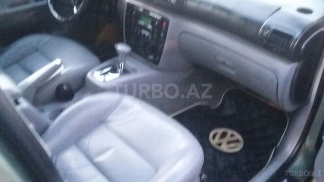 Volkswagen Passat 2003, 107,000 km - 1.8 l - Bakı