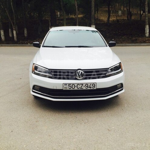 Volkswagen Jetta 2016, 26,000 km - 1.8 л - Bakı