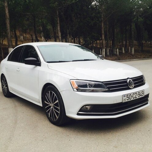 Volkswagen Jetta 2016, 26,000 km - 1.8 л - Bakı