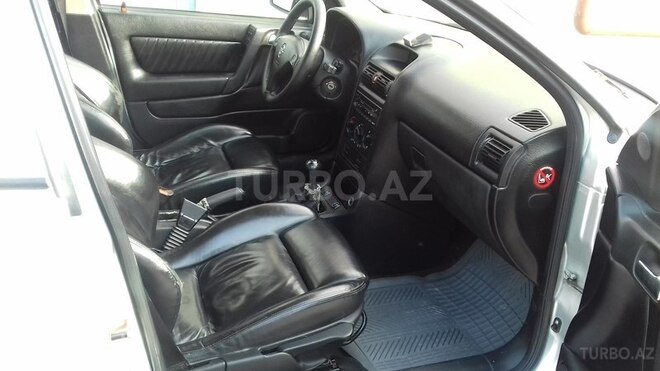 Opel Astra 2001, 219,000 km - 1.8 l - Bakı