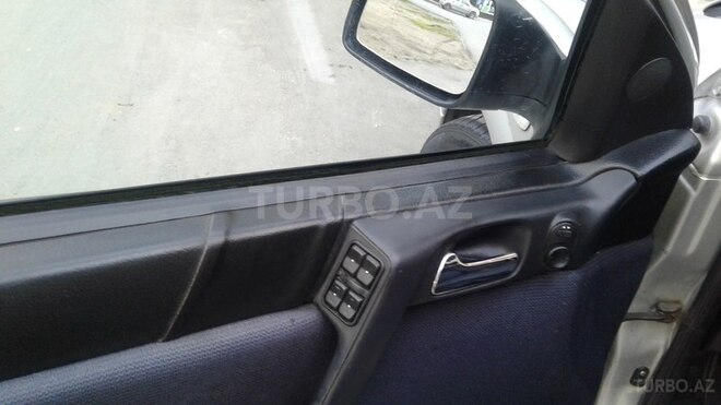 Mercedes E 220 2000, 224,128 km - 1.6 l - Bakı