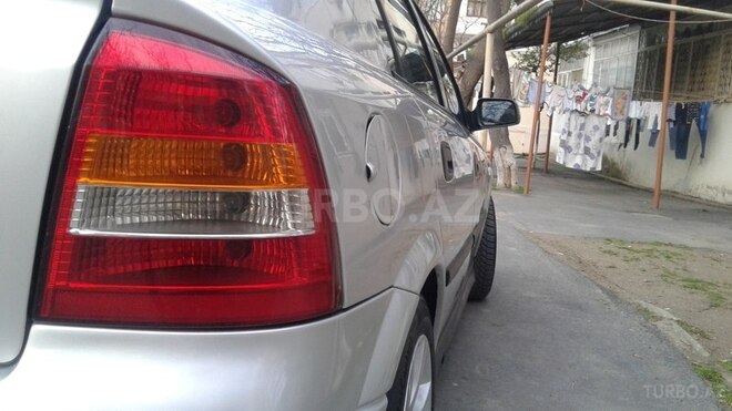 Mercedes E 220 2000, 224,128 km - 1.6 l - Bakı