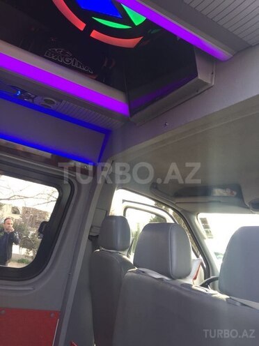 Volkswagen Crafter 2007, 255,000 km - 2.5 l - Gəncə