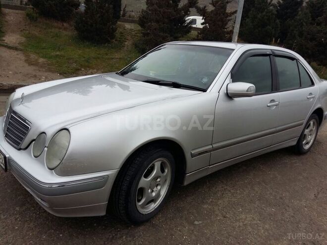Mercedes E 220 1999, 341,000 km - 2.2 л - Bakı
