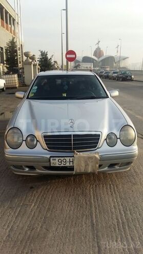 Mercedes E 220 1999, 341,000 km - 2.2 л - Bakı