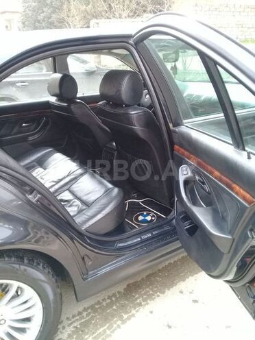 BMW 523 1999, 280,000 km - 2.5 l - Bakı