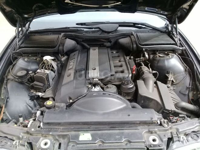 BMW 523 1999, 280,000 km - 2.5 l - Bakı