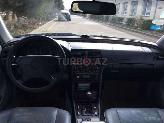 Mercedes C 230 1999, 195,000 km - 2.3 l - Sumqayıt