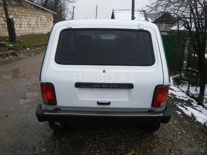 LADA (VAZ) Niva 2005, 100,000 km - 1.7 l - Qusar