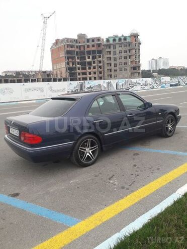Mercedes E 280 1999, 210,000 km - 2.8 л - Xırdalan