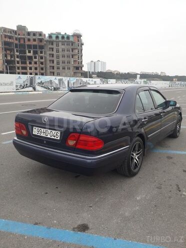 Mercedes E 280 1999, 210,000 km - 2.8 л - Xırdalan