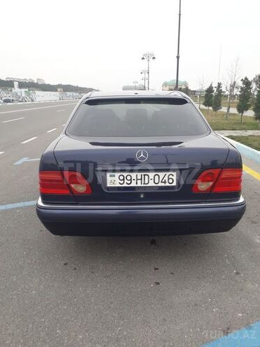Mercedes E 280 1999, 210,000 km - 2.8 л - Xırdalan