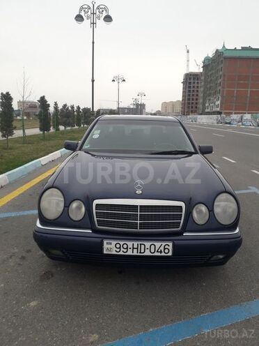 Mercedes E 280 1999, 210,000 km - 2.8 л - Xırdalan