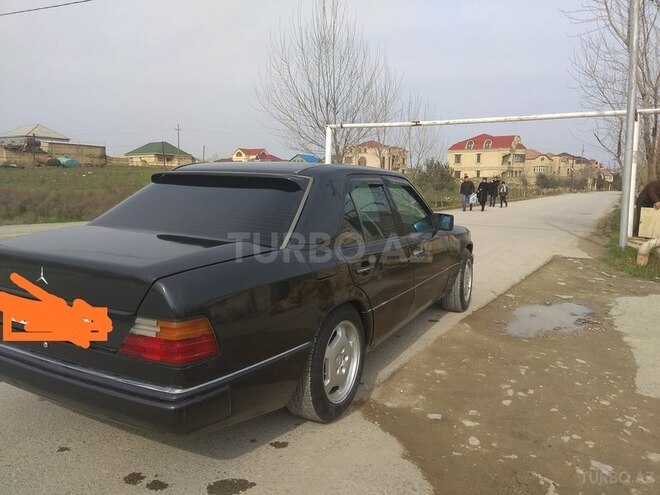 Mercedes E 230 1991, 230,000 km - 2.3 l - Bakı