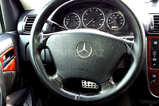 Mercedes ML 320 2002, 195,100 km - 3.2 l - Bakı