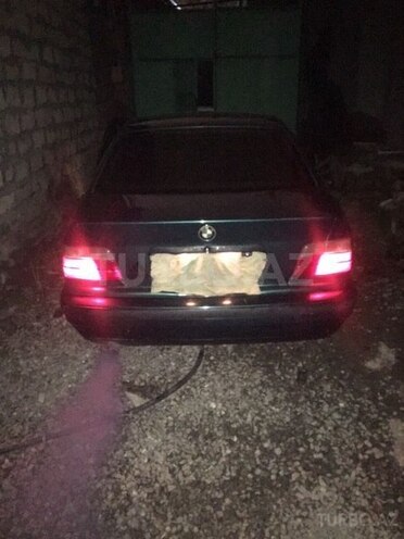 BMW 318 1992, 570,000 km - 1.8 l - Gəncə