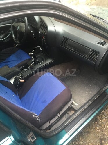 BMW 318 1992, 570,000 km - 1.8 l - Gəncə