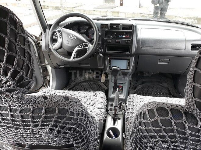 Toyota RAV4 1997, 158,261 km - 2.0 l - Qax