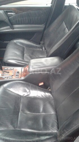 Mercedes E 220 2001, 324,125 km - 2.2 l - Bakı