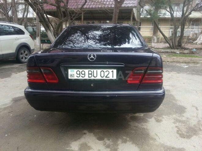 Mercedes E 230 1997, 50,000 km - 0.2 l - Bakı