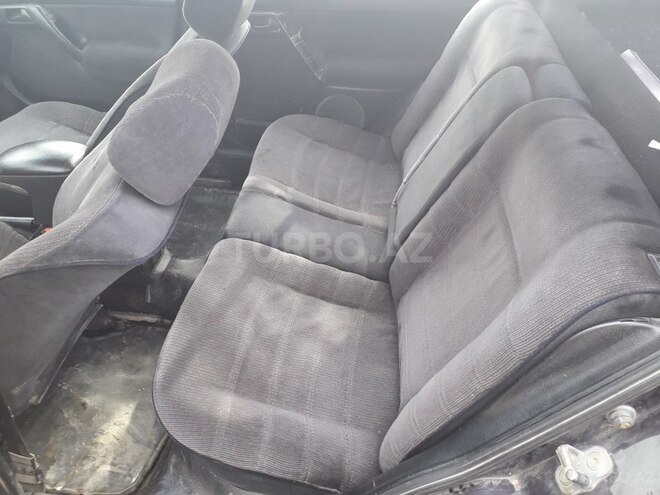 Volkswagen Vento 1993, 421,500 km - 1.8 l - Ağstafa