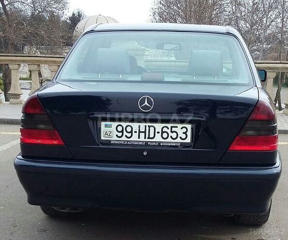 Mercedes C 220 2000, 28,000 km - 0.2 л - Qazax
