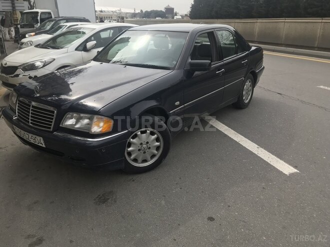 Mercedes C 180 1999, 284,000 km - 1.8 l - Bakı
