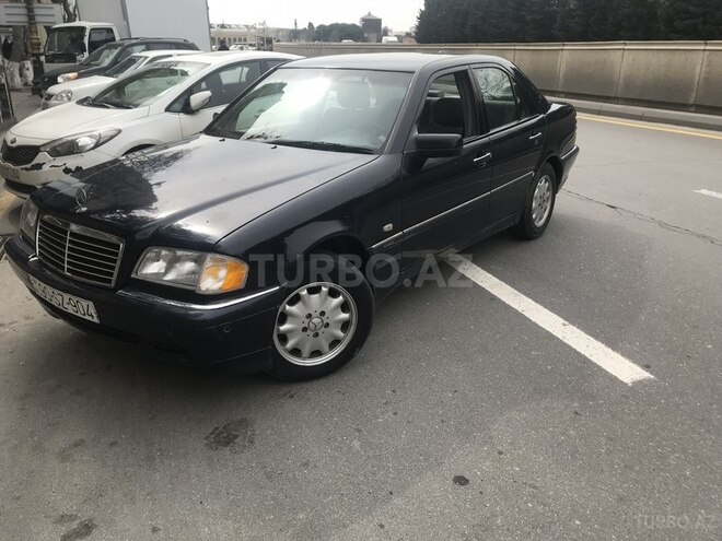 Mercedes C 180 1999, 284,000 km - 1.8 l - Bakı