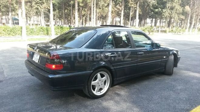 Mercedes C 200 1998, 206,000 km - 2.0 l - Sumqayıt