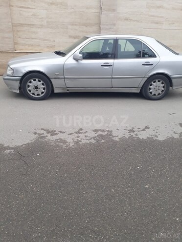 Mercedes C 180 1999, 260,000 km - 0.2 l - Bakı