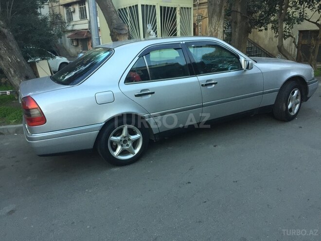 Mercedes C 180 1993, 320,000 km - 1.8 l - Bakı