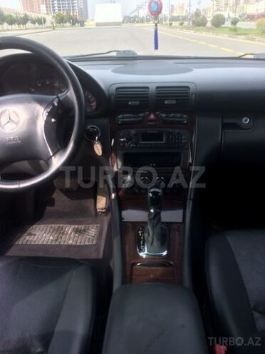Mercedes C 240 2003, 230,000 km - 2.6 l - Bakı