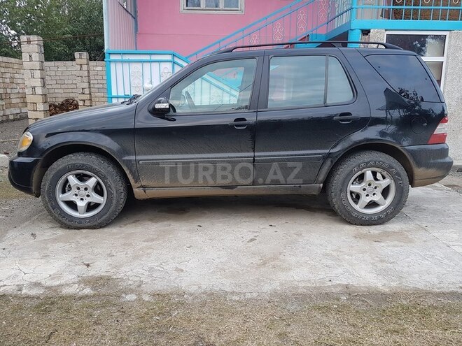Mercedes ML 320 2001, 146,000 km - 3.2 л - Lənkəran
