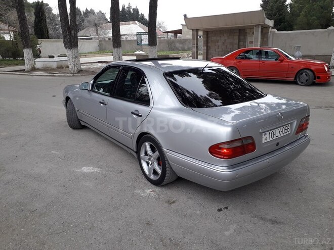 Mercedes E 320 1998, 235,000 km - 3.2 l - Sumqayıt