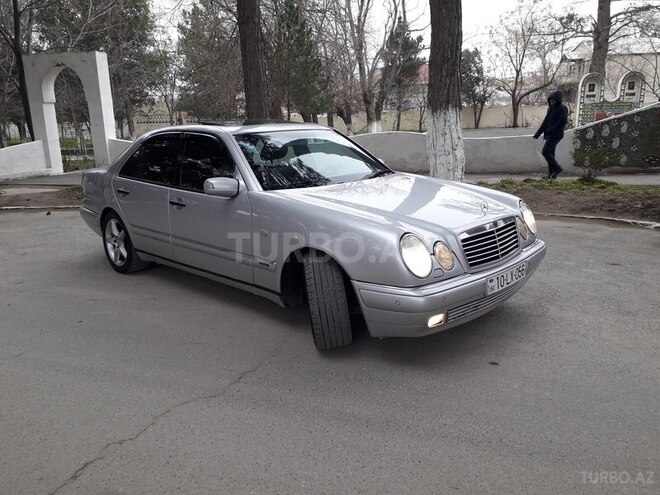 Mercedes E 320 1998, 235,000 km - 3.2 l - Sumqayıt